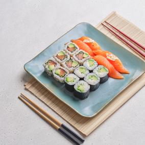 Sushi Box Salmon Cheese Mix