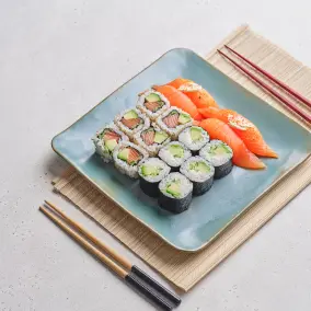 Sushi Box Salmon Cheese Mix
